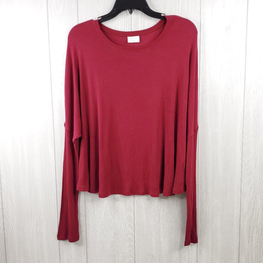 Abound Long Sleeve Tee in Burgundy